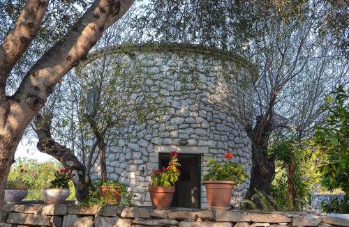 Lakka House | Milos Traditional Windmill