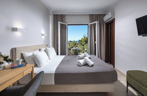 Voula Hotel | Minavra Hotel