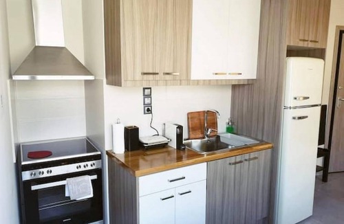 Monastiraki Apartment | Minimal Loft in Athina