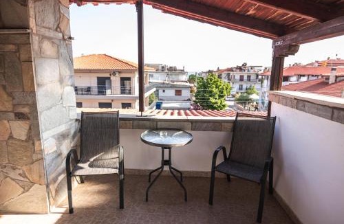 Paralia Dionysiou Apartment | MIRA LUXURY APARTMENTS