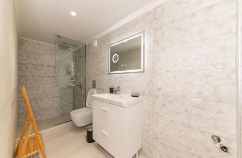Vassiliki Apartment | Mirabilis Suites
