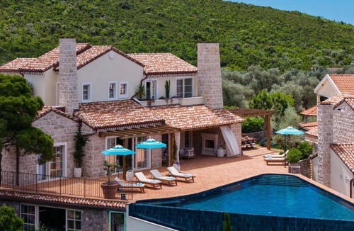 Lustica Villa | MiraMare