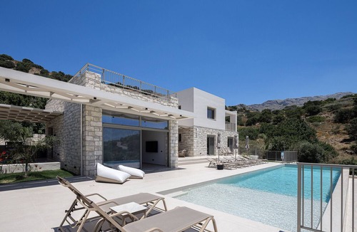 Agios Vasileios Villa | Mitatare Villas 2 - Evgenia, By Hellocrete