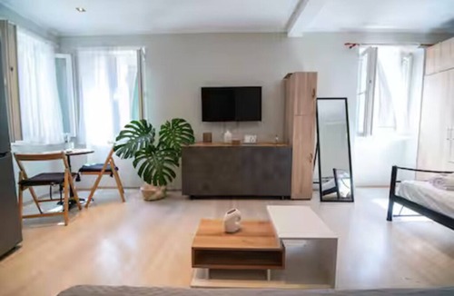 Old Town Apartment | Modern Apartment in the Heart of Corfu's Old Town
