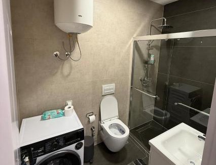 Çagllavicë Apartment | Modern Apt Near Bus Station