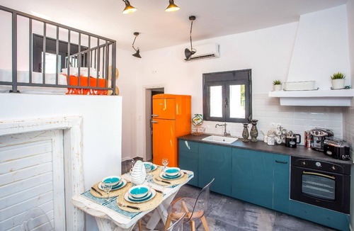 Faliraki House | Modern bungalow with sunny terrace
