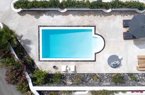 Exo Gialos Villa | Modern & Comfortable Santorini Villa | 3 Bedrooms | Villa Aqua | Private Pool