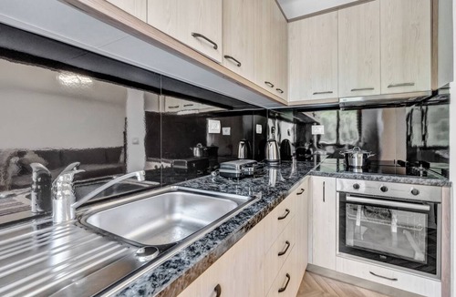 Berat Apartment | Modern & Cozy Apartment – Just 7 Minutes from Berat City Center