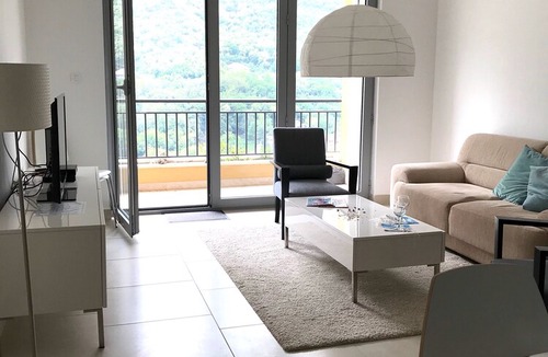 Donji Morinj Apartment | Modern Lux Lavender Bay Resort Apartment - with infinity pool, sauna, amenities