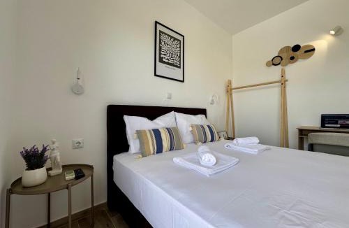 Tingaki House | Modern Stay with Garden, near Tigaki Beach - El Greco Apartments No 4