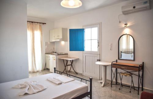 Stelida Apartment | Molos Studios