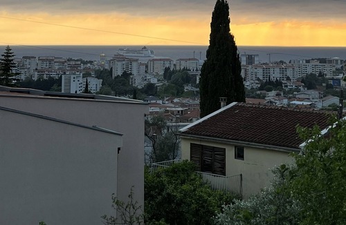 Burtaisi Apartment | Mona Apart