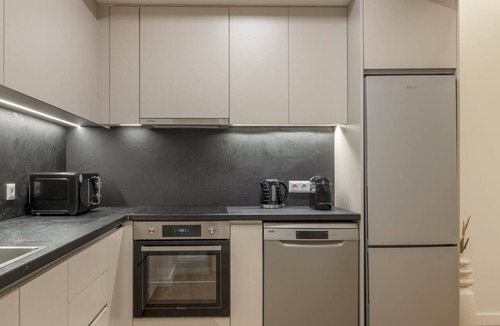 Monastiraki Apartment | Monastiraki Living: 2BR Flat