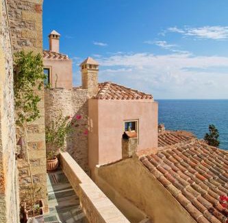 Monemvasia Hotel | Moni Emvasis Luxury Suites