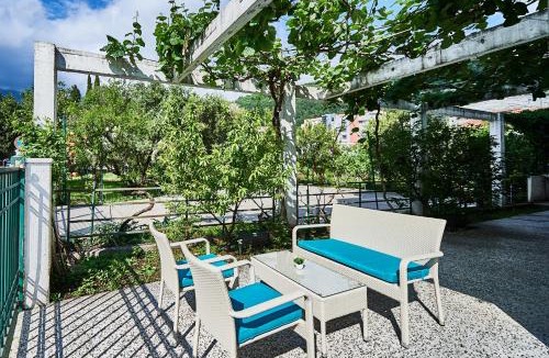 Velji Vinogradi Apartment | Mont Residence