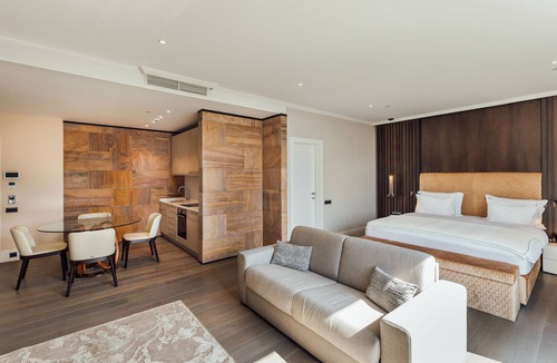Durasevici Hotel | Monte Palm Beach