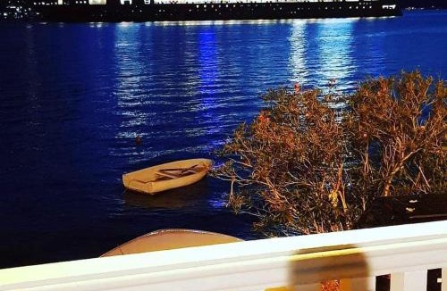 Dobrota Apartment | Montenegro Apartments - Private Beach