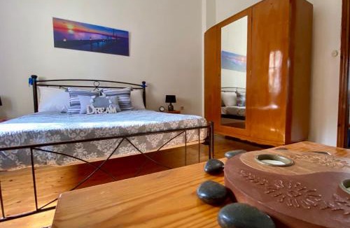 Gouvia Apartment | Montsenigos Garden Apartment