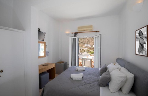Kamares Hotel | Mosha Pension