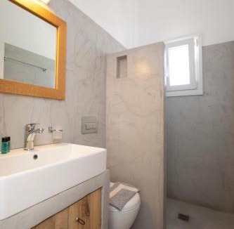 Kamares Hotel | Mosha Pension