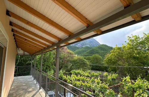 Albania Cabin | Mountain House Përmet