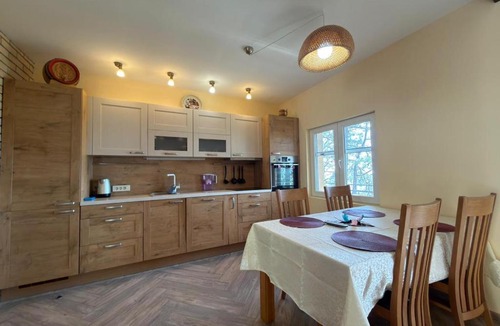 Lapcici Apartment | Mountain & Sea Retreat Lapcici