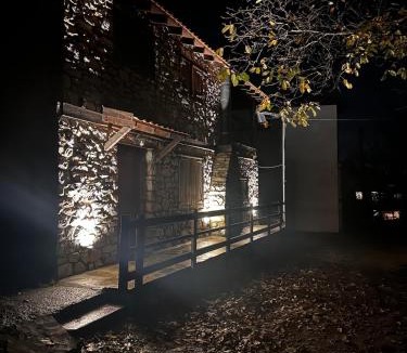 Elatochori Apartment | Mountain Stonehouse - By Alseides