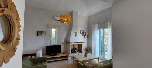 Mpatsi Villa | Mpatsi Sunset House