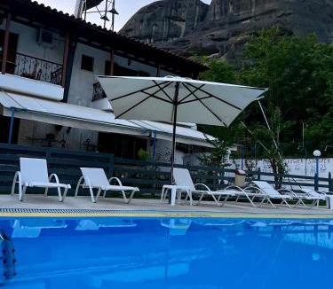 Kastraki Hotel | Mpoufidis Rock House Meteora
