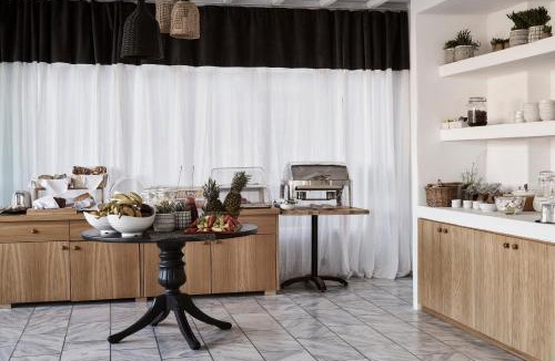 Platis Gialos Hotel | Mr and Mrs White Mykonos