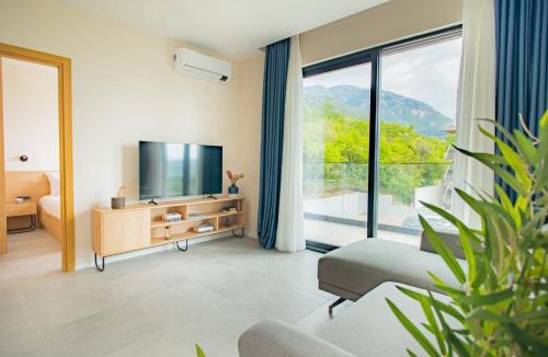 Kotor Apartment | My Good Stay - Royal Blue Resort