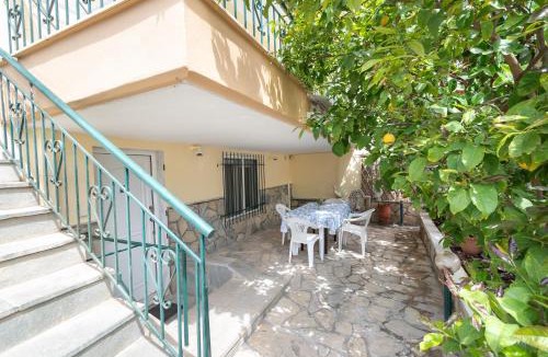 Nea Fokaia Apartment | My Sunflower