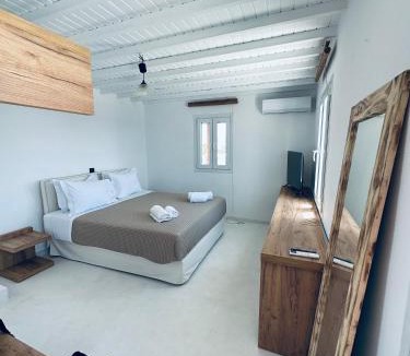 Mykonos Town House | Myconian Sunset Apartments