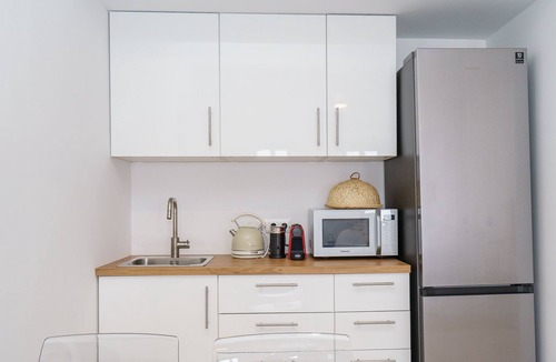 idhra Apartment | MyCrown Suite, Luxurious, sea view at port of Hydra