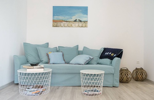 idhra Apartment | MyCrown Suite, Luxurious, sea view at port of Hydra