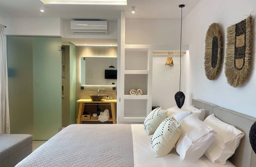 Ano Mera Hotel | Mykonos Dot Suites