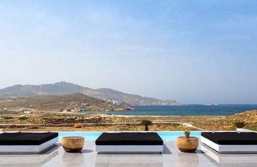 Ftelia Villa | Mykonos Ftelia Black Villa 1