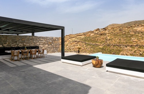 Ftelia Villa | Mykonos Ftelia Black Villa 4