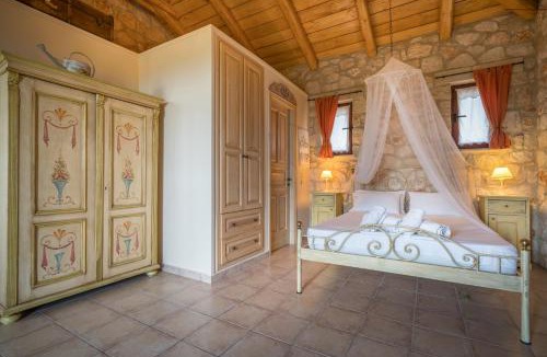 Vasilikos House | Myrties stone houses - Ta Petrina