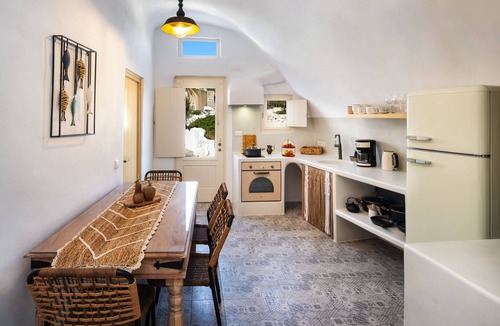 Messaria Villa | Mystagoge Retreat cave with an indoor pool and gym