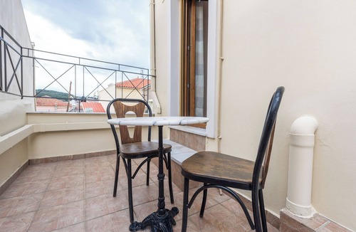 Mytilene Apartment | Mytilene Central Home 2