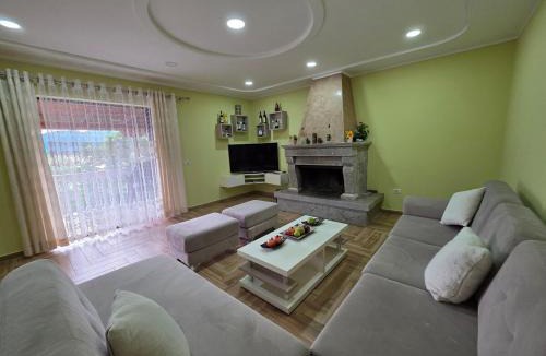 Sakës Apartment | N'Gegaj Villa