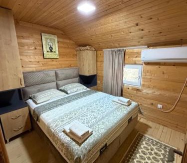 Utjeha Cabin | Nana Dea