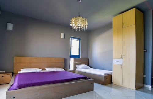 Zeljeznica Apartment | Nature and Sea View Studio Flat w Balcony in Bar