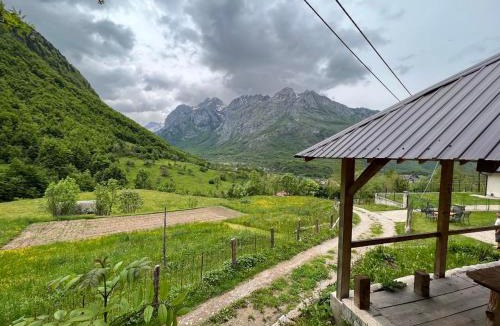 Vusanje Bed & Breakfast | Nature Guesthouse Vuthaj