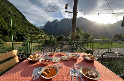 Vusanje Bed & Breakfast | Nature Guesthouse Vuthaj