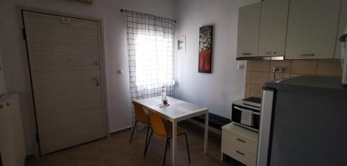 Charilaou Apartment | Nea Elvetia Metro Station apartment Thessaloniki-Νέα Ελβετία Στάση Μετρό Θεσσαλονίκη