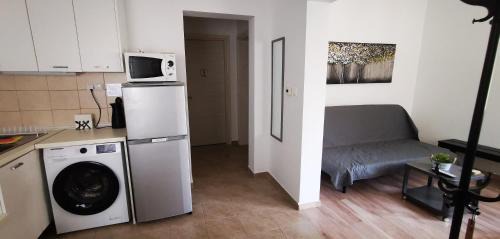 Charilaou Apartment | Nea Elvetia Metro Station apartment Thessaloniki-Νέα Ελβετία Στάση Μετρό Θεσσαλονίκη