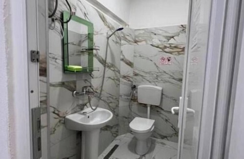 Durres House | NEAR Guest House: Double Room with Park View