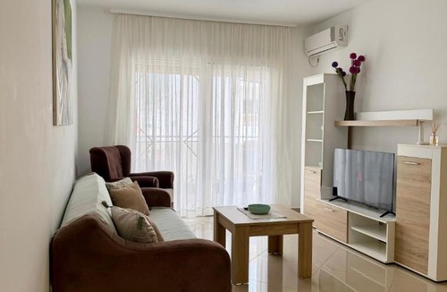 Zeljeznica Apartment | near the sea